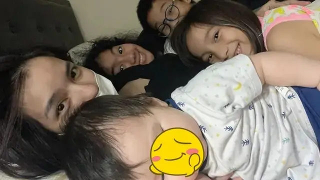 10 Potret Sheila Marcia dengan Suami dan Empat Anaknya, Kini Tengah Hamil yang Kelima