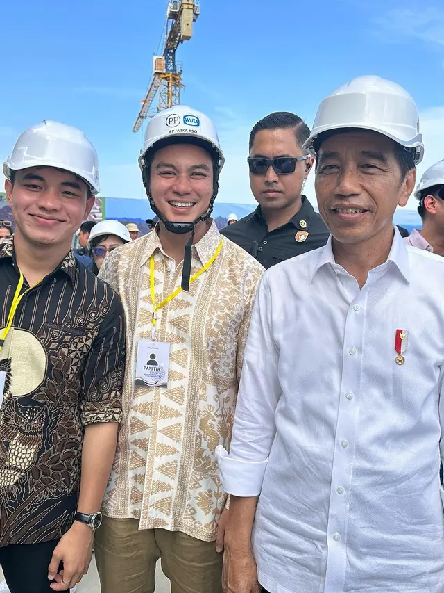 7 Potret Baim Wong Kunjungi IKN Bersama Presiden Jokowi, Ingin Ikut Investasi