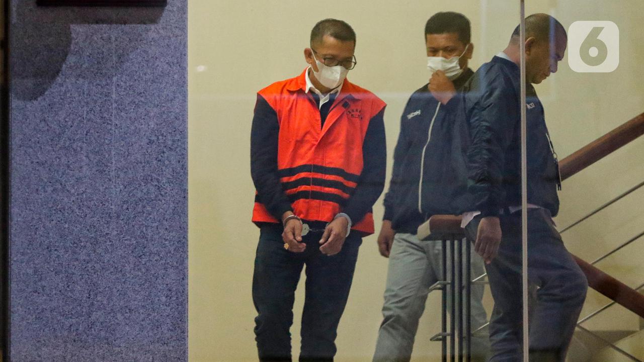 KPK Tahan Bupati Kepulauan Meranti, Riau Muhammad Adil