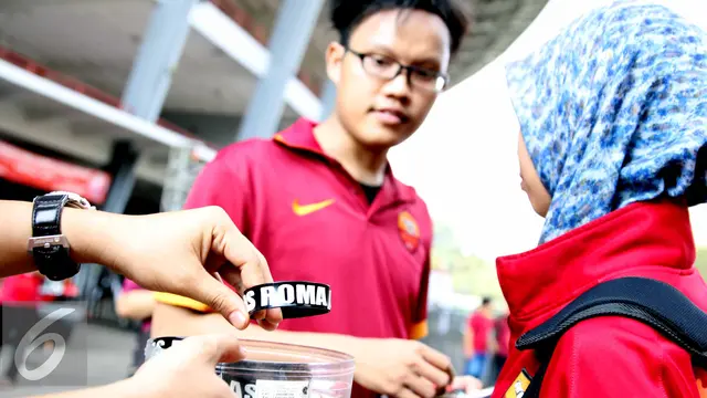 20150725-Pedagang pernak Pernik AS Roma-Jakarta