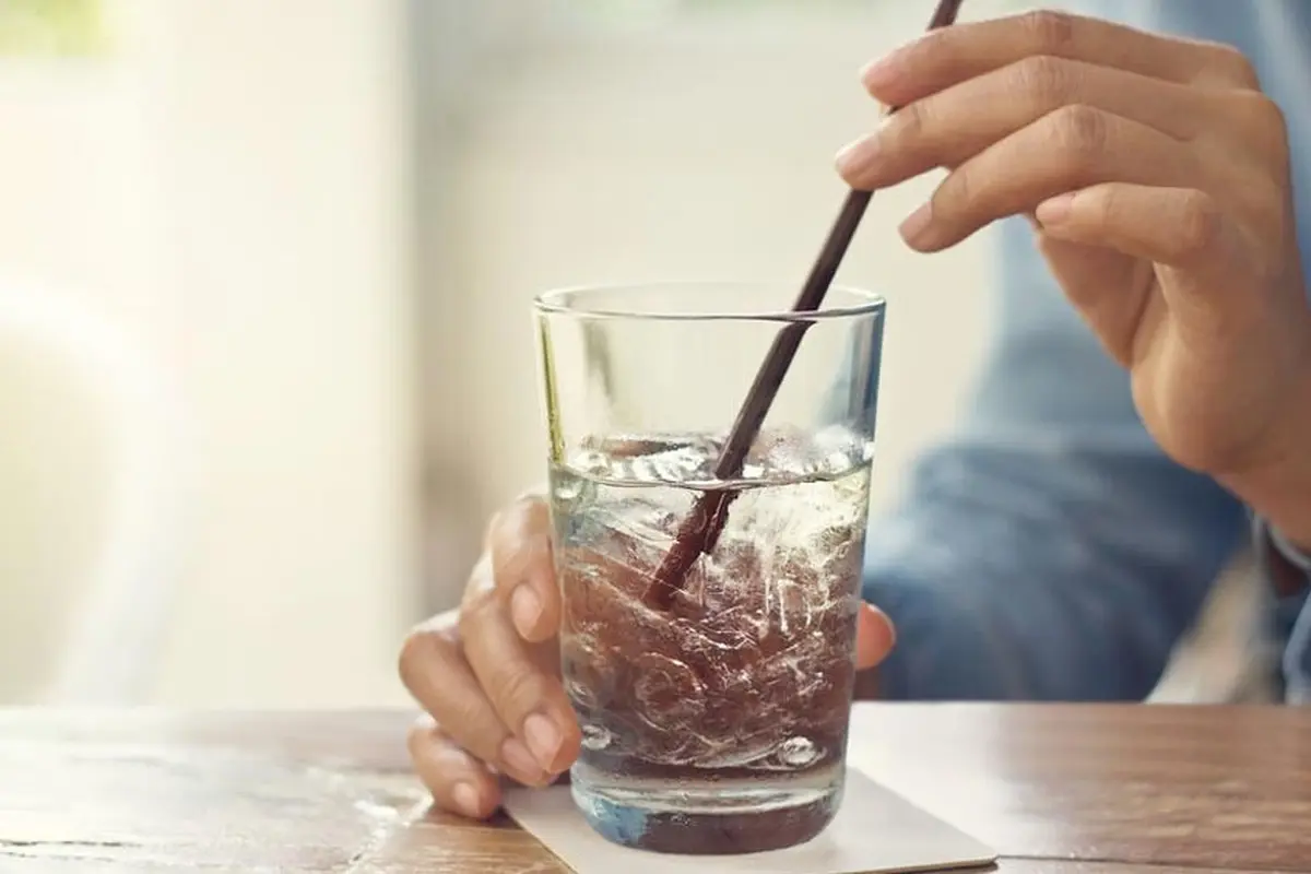 Minum Air Dingin Usai Makan Picu Kanker?