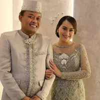 Pemotretan Artis Bukan Pasangan Kekasih Ini Bak Prewedding (Sumber: Instagram/ferdinan_sule)