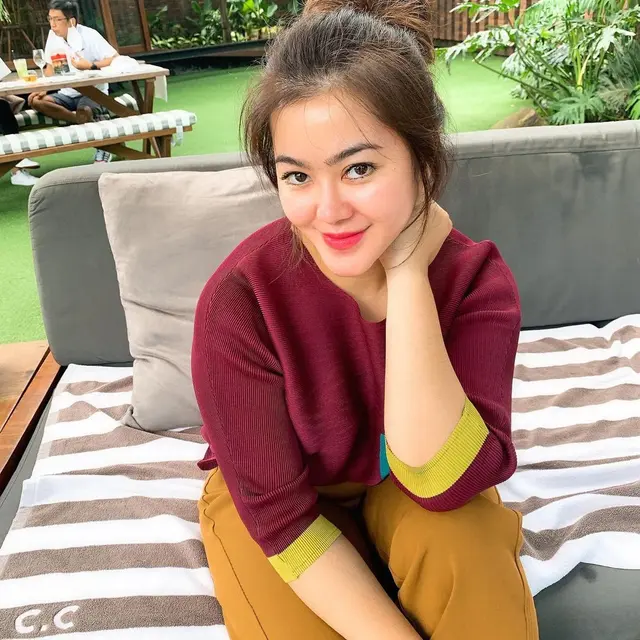 7 Potret Terbaru Sherin Tharia, Mantan Istri Zumi Zola yang Kini Tanpa Hijab