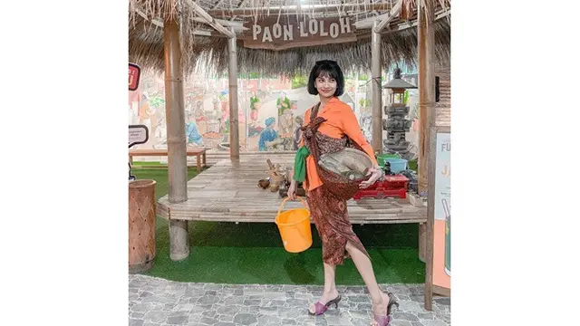 6 Gaya Vanessa Angel Saat Liburan ke Bali, Makin Memesona