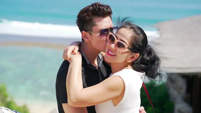 FOTO: Momen Liburan Keluarga Verrell Bramasta di Bali yang Jadi Sorotan.