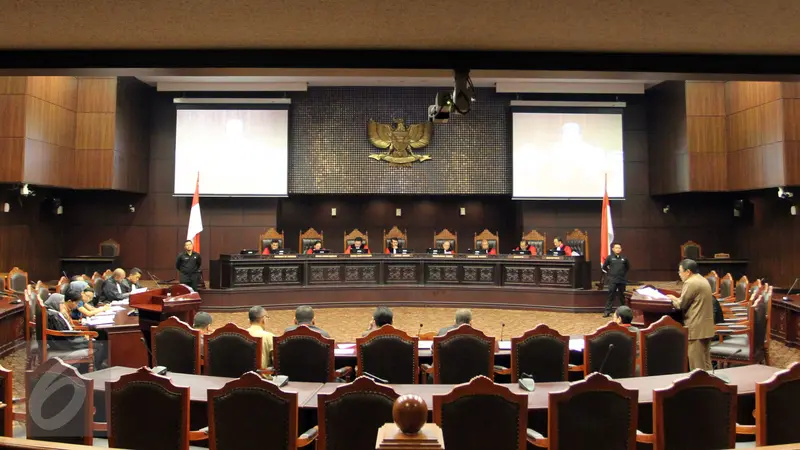 20150908-MK Gelar Sidang Uji Materi UU Pengadilan HAM-Jakarta