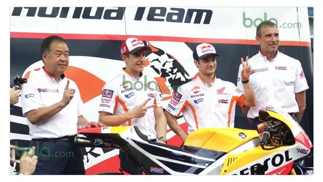Tim balap MotoGP, Honda Repsol meluncurkan motor baru untuk Marc Marquez dan Dani Pedrosa di Sirkuit Sentul, Bogor, Jawa Barat.