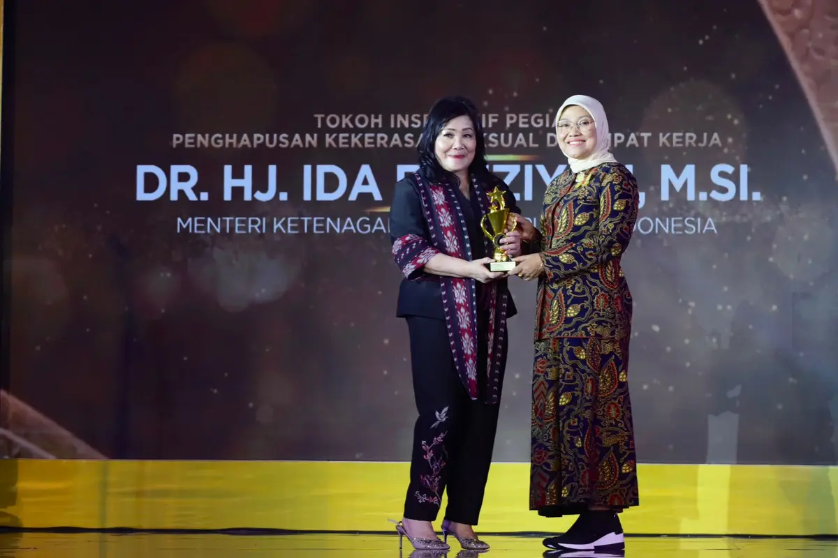 Menaker Ida Fauziyah Raih Anugerah Perempuan Hebat Indonesia 2023, Kategori Pegiat Penghapusan Kekerasan di Tempat Kerja