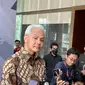 Bakal calon presiden (bacapres) Ganjar Pranowo mengaku belum mendengar soal usulan hak angket dari anggota DPR Fraksi PDIP Masinton Pasaribu terhadap hakim Mahkamah Konstitusi (MK). (Liputan6.com/Delvira Hutabarat)