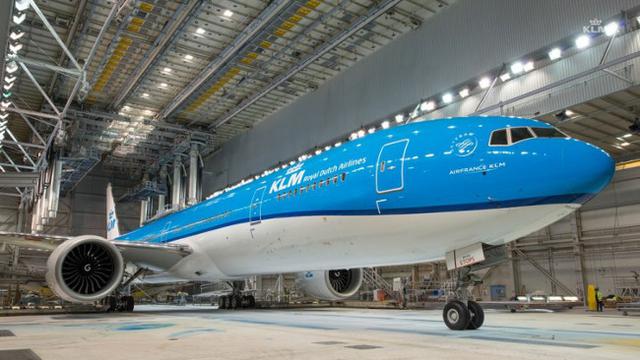 Boeing 777-300 - KLM Royal Dutch Airlines 0515