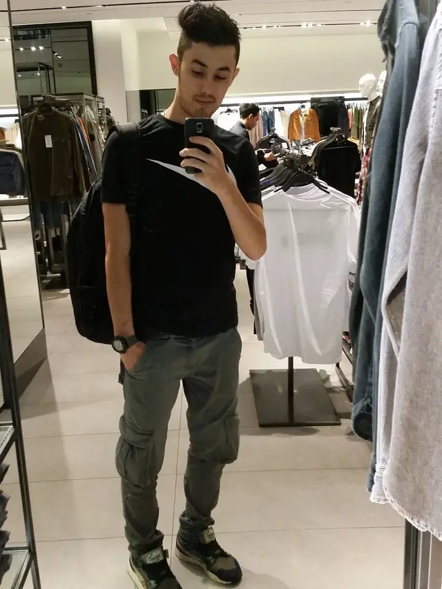 Kevin Sanova pemain Anak Langit yang kini jualan roti viral di medsos (Foto: Instagram kevin.sanova)