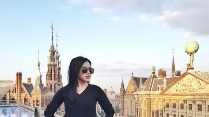 Berbagai Macam Gaya Rambut Syahrini yang Terlihat Elegan