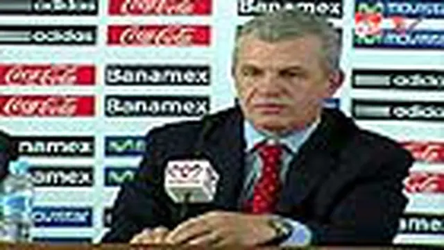 Buntut dari tersingkirnya Meksiko di babak perempat final Piala Dunia 2010. Javier Aguirre mengundurkan diri dari kursi pelatih Timnas Meksiko. 