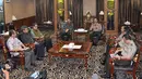 Kesepahaman itu terkait sosialisasi tentang penerapan pengendalian gratifikasi yang diterima anggota Polri seluruh Indonesia, Jakarta, Selasa (19/8/14). (Liputan6.com/Miftahul Hayat)
