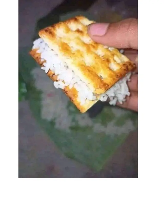 8 Ide Nyeleneh Campuran Makanan ala Netizen, Enggak Habis Pikir