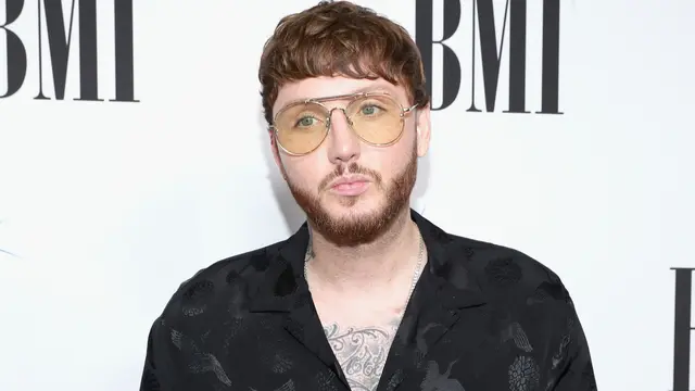 [Bintang] James Arthur