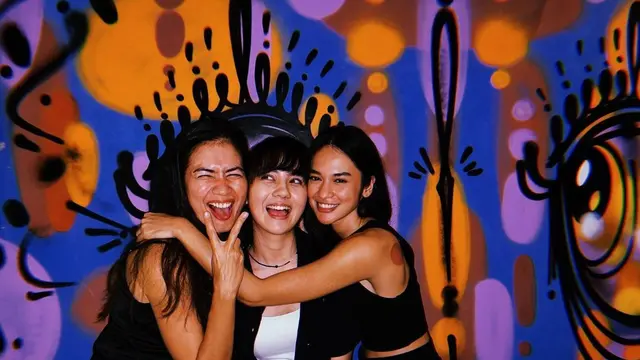Hana Malasan, Ersya Aurelia, dan Izabel Jahja Bicara Soal Insecurity Yang Dialami Setiap Perempuan Dalam Film Susuk: Kutukan Kecantikan