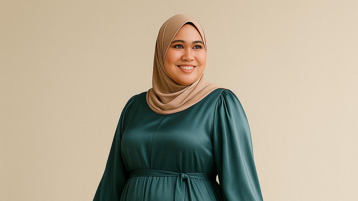 7 Model Gamis Satin untuk Orang Gemuk, Ini Pilihan Terbaiknya untuk Tampil Lebih Elegan