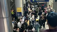 KRL Tertahan Imbas Gempa Bekasi, Penumpang Menumpuk di Stasiun Palmerah