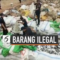 Bea dan Cukai Kepulauan Riau memusnahkan barang ilegal senilai Rp 9 miliar rupiah. barang-barang tersebut merupakan barang selundupan yang masuk secara ilegal di kepulauan Riau.
