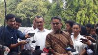 Sekjen Partai Gerindra Ahmad Muzani mendampingi Prabowo Subianto dan Sandiaga Uno tes kesehatan di RSPAD (Merdeka.com/ Hari Ariyanti)