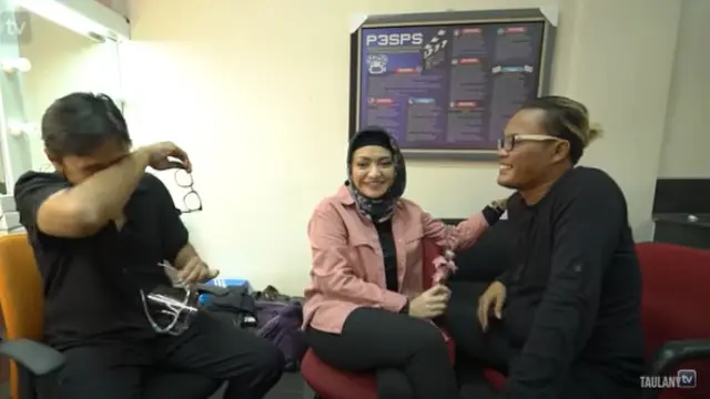 Segera Menikah, Ini 6 Momen Manis Sule Melamar DJ Nathalie Holscher