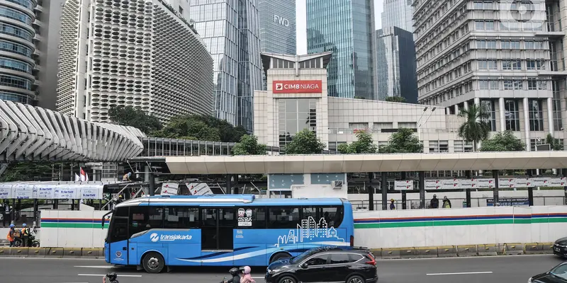 Revitalisasi Halte Transjakarta Ditargetkan Rampung Desember 2022