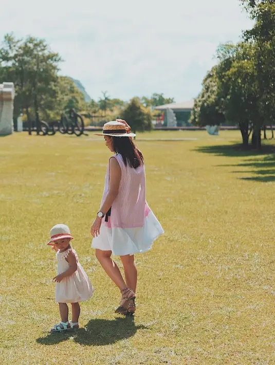 (Instagram/chelseaolivia)