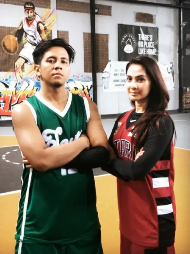 Potret Maudy Koesnaedi Tanding Basket (sumber: instagram/maudykoesnaedi)