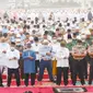 Salat berjamaah di Provinsi Riau saat bencana kabut asap (foto diambil sebelum pandemi Covid-19). (Liputan6.com/M Syukur)