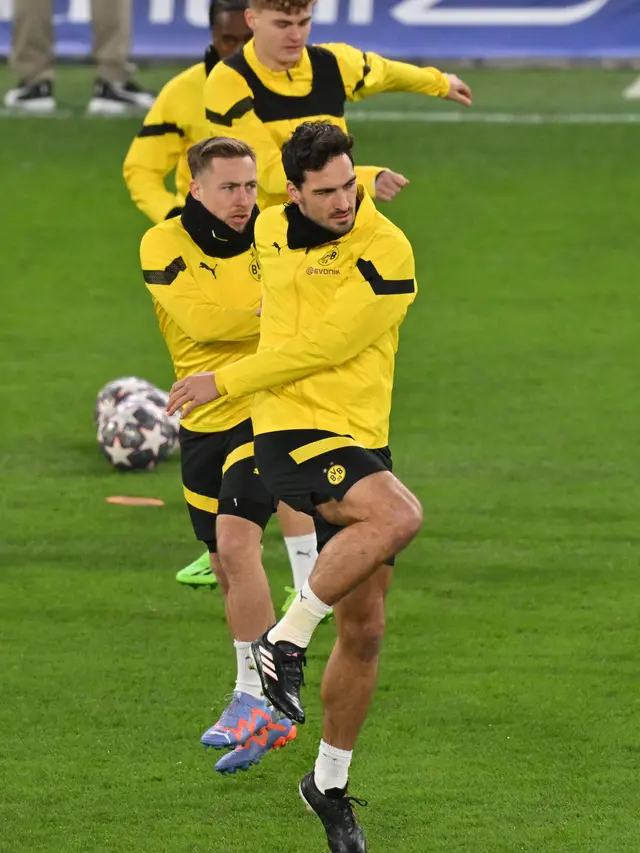 Jelang Hadapi Chelsea di Leg Kedua Liga Champions, Pemain Borussia Dortmund Jajal Rumput  Stamford Bridge