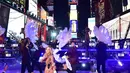 Penampilan Mariah Carey yang terbilang gagal lantaran tertangkap lip sync, membuat para penggemarnya merasa heran dengan kegagalan yang dilakukan oleh seorang diva. (AFP/Bintang.com)