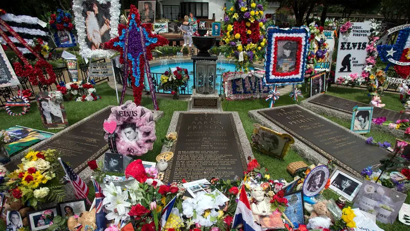 Putri Diana hingga Elvis Presley, 6 Makam Selebritas Paling Kontroversial