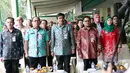 Wakil Gubernur DKI Djarot Saiful Hidayat (tengah) didampingi Wakil Walikota Jaksel, Tri Kurniadi (kedua kiri) saat menghadiri peresmian 15 Rumah Sakit Umum (RSU) tipe D di RSU Kecamatan Pesanggrahan, Jakarta, Kamis (2/4/2015). (Liputan6.com/Helmi Afandi)