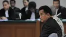 Dalam persidangan, Yusril menyampaikan penilaiannya mengenai kapan hak dan kewajiban anggota Dewan Perwakilan Rakyat sebagai penyelenggara melekat, Jakarta, (3/9/14). (Liputan6.com/Herman Zakharia)