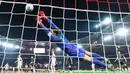 VfB Stuttgart sempat unggul terlebih dahulu melalui gol Angelo Stiller, namun Bayern Muenchen berhasil membalikkan keadaan lewat gol Michael Olise, Leon Goretzka, dan Kingsley Coman. (Tom Weller/dpa via AP)