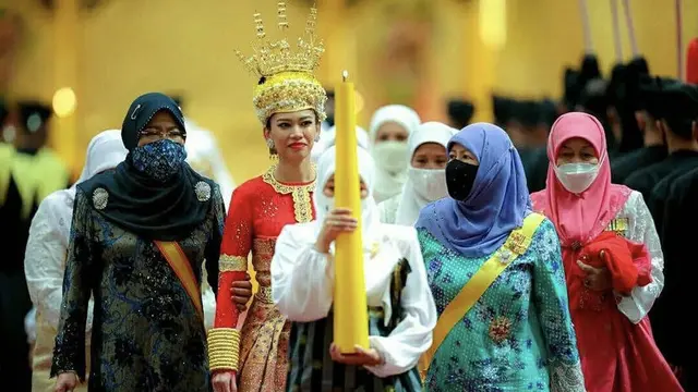 Menikah selama 10 hari, berikut gaun yang dikenakan Putri Brunei Darussalam/dok. Instagram @brunieroyalfamily