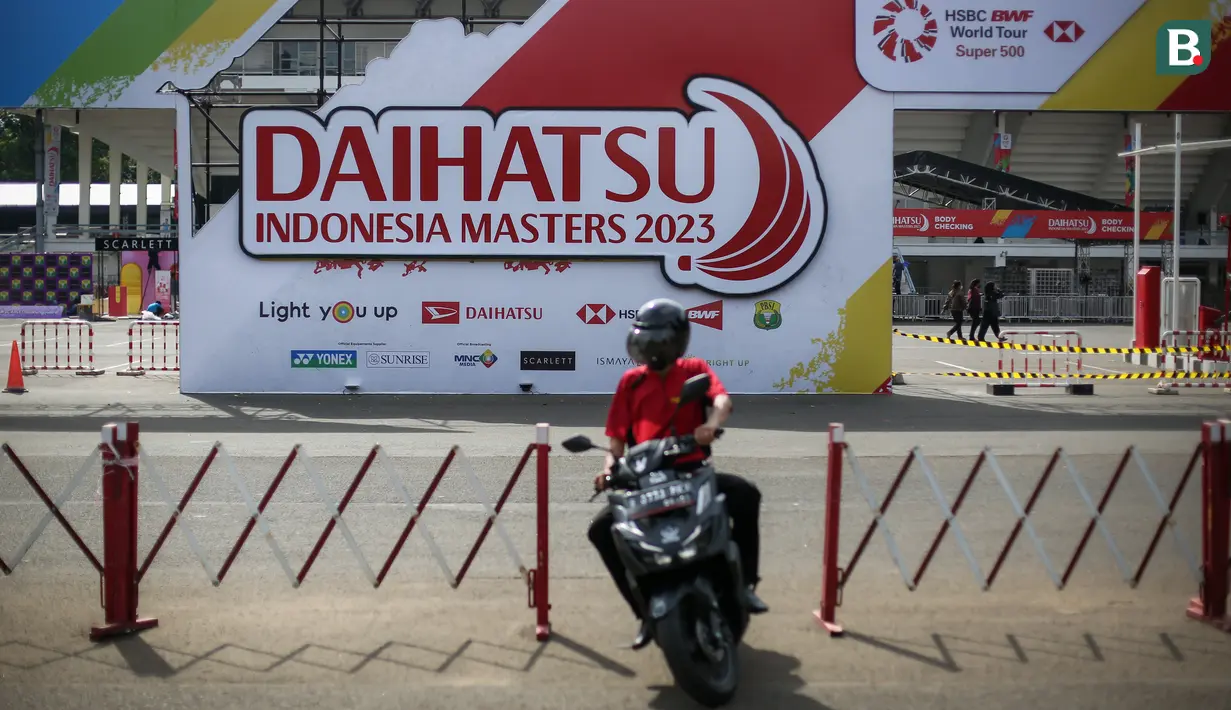 <p>Suasana Istora Senayan, Jakarta menjelang Indonesia Masters 2023 pada Senin (23/01/2023). Ajang ini nantinya akan berlangsung dari 24 hingga 29 Januari 2023. (Bola.com/Bagaskara Lazuardi)</p>