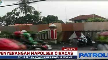 Warga sekitar lokasi menuturkan, peristiwa yang terjadi diihari tadi sempat membuat suasana mencekam dan ketakutan.