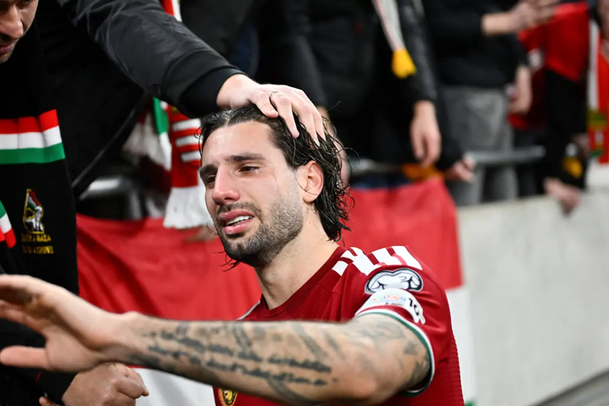 Foto: Dari Ledekan Jadi Kenyataan, Dominik Szoboszlai Nangis Hungaria Gagal ke Piala Dunia