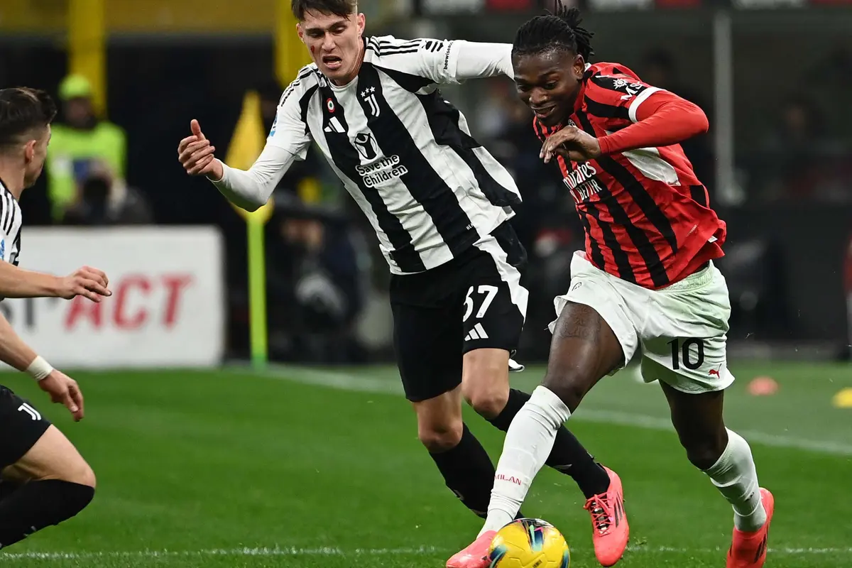 Skor Kacamata Warnai Hasil Pertandingan AC Milan Melawan Juventus