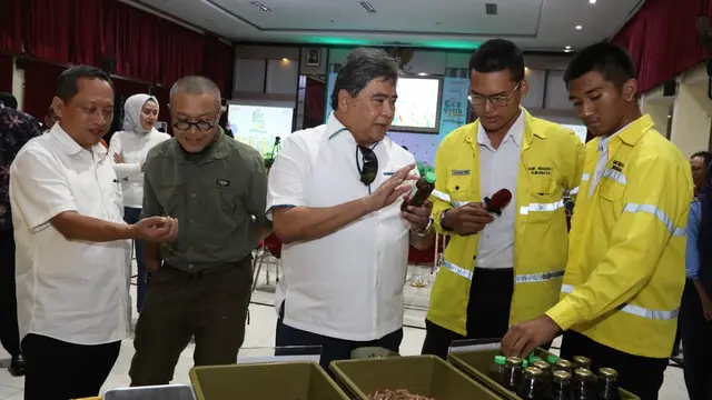 Wakil Presiden Direktur PT Toyota Motor Manufacturing Indonesia (TMMIN) Bob Azam