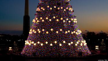Gambar Pohon Natal Terindah kulo Art