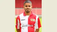 Tijani Belaid, pemain asal Tunisia kelahiran Prancis melengkapi skuat Sriwijaya FC musim ini. (Bola.com/Dok pribadi)