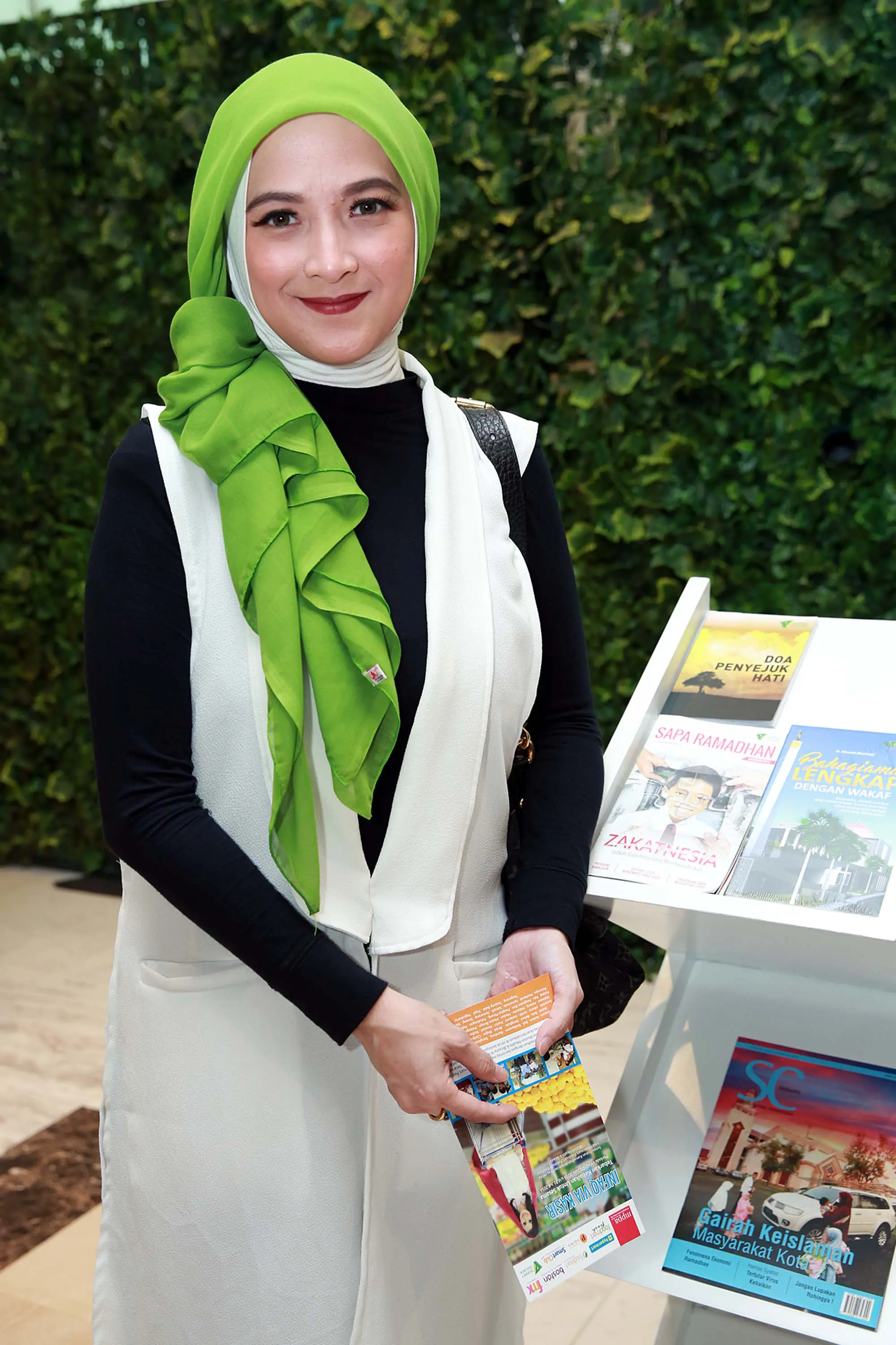 "Ada rasa yang kadang enggak bisa dilukiskan oleh kata-kata. Hal-hal yang bathiniah," kata presenter dan pemeran dalam film Mama Cake. (Deki Prayoga/Bintang.com)