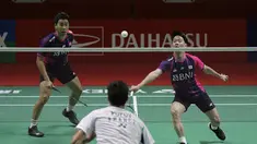 Hari pertama turnamen bulu tangkis Indonesia Masters 2022 yang mempertandingkan babak kualifikasi di semua nomor dan babak utama di nomor ganda putra dan putri yang digelar di Istora Gelora Bung Karno (GBK) Senayan, Jakarta, Selasa (7/6/2022), para wakil Indonesia melaju mulus ke babak 16 besar ganda putra dan putri serta meloloskan 1 tunggal putra, 1 tunggal putri dan 3 ganda putri ke babak utama. (Bola.com/Ikhwan Yanuar)