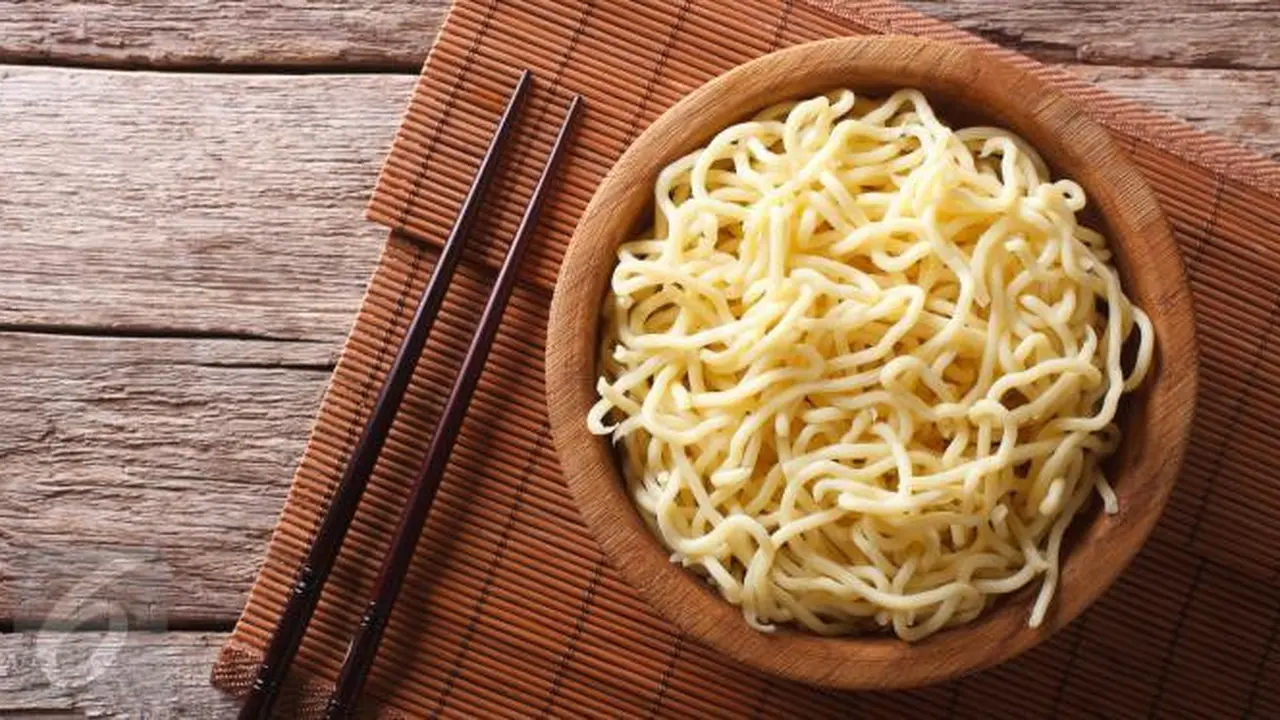 Ini Alasan Jangan Sahur dan Berbuka Dengan Mi Instan