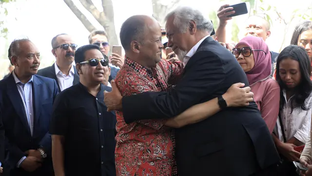 Xanana Gusmao dan Rakyat Timor Leste Ziarahi Makam BJ Habibie