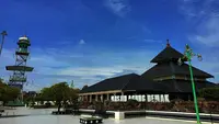 7 Wisata Islami di Demak: Menelusuri Jejak Sejarah dan Spiritual Para Wali