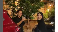 Istri Ulang Tahun, Pemain Timnas Indonesia Egy Maulana Kasih Hadiah Mobil Listrik